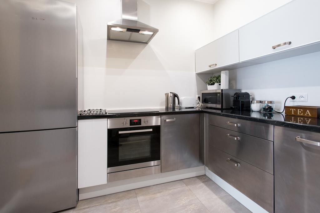 Luxe Living Krakow Apartment Ngoại thất bức ảnh