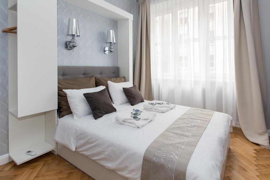 Luxe Living Krakow Apartment Ngoại thất bức ảnh