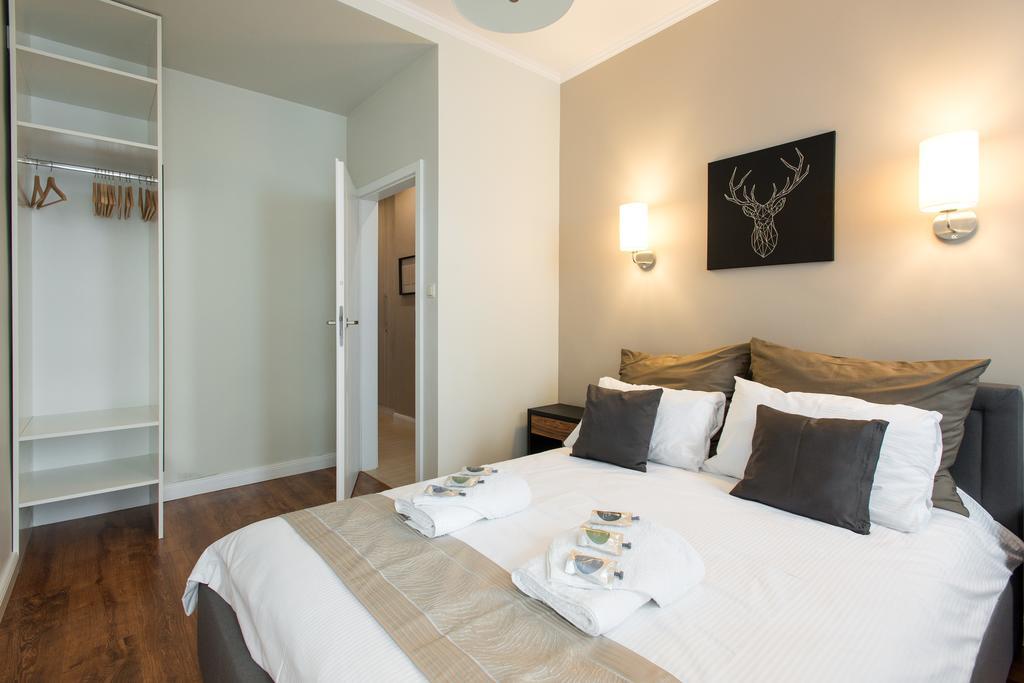 Luxe Living Krakow Apartment Ngoại thất bức ảnh