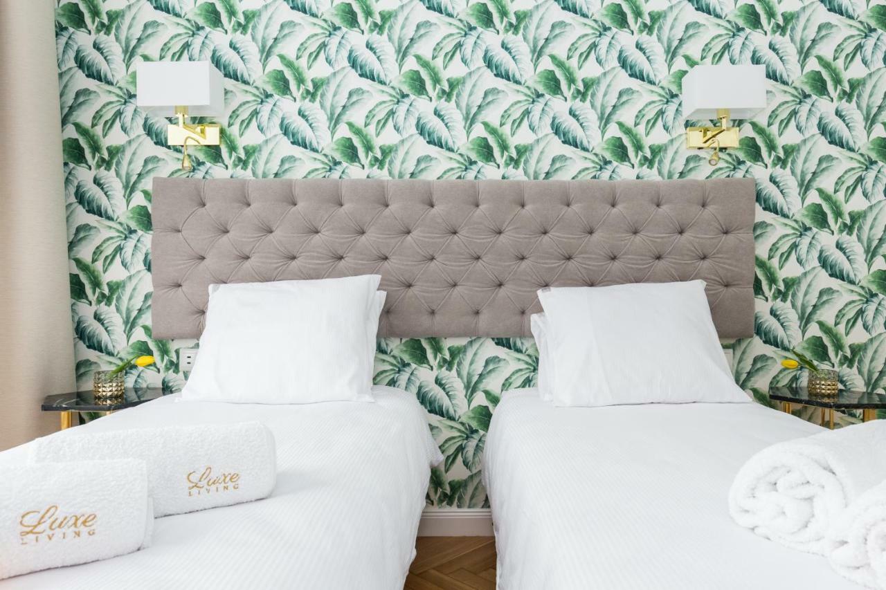 Luxe Living Krakow Apartment Ngoại thất bức ảnh