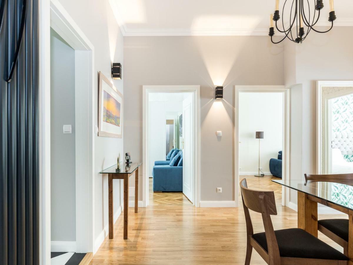 Luxe Living Krakow Apartment Ngoại thất bức ảnh