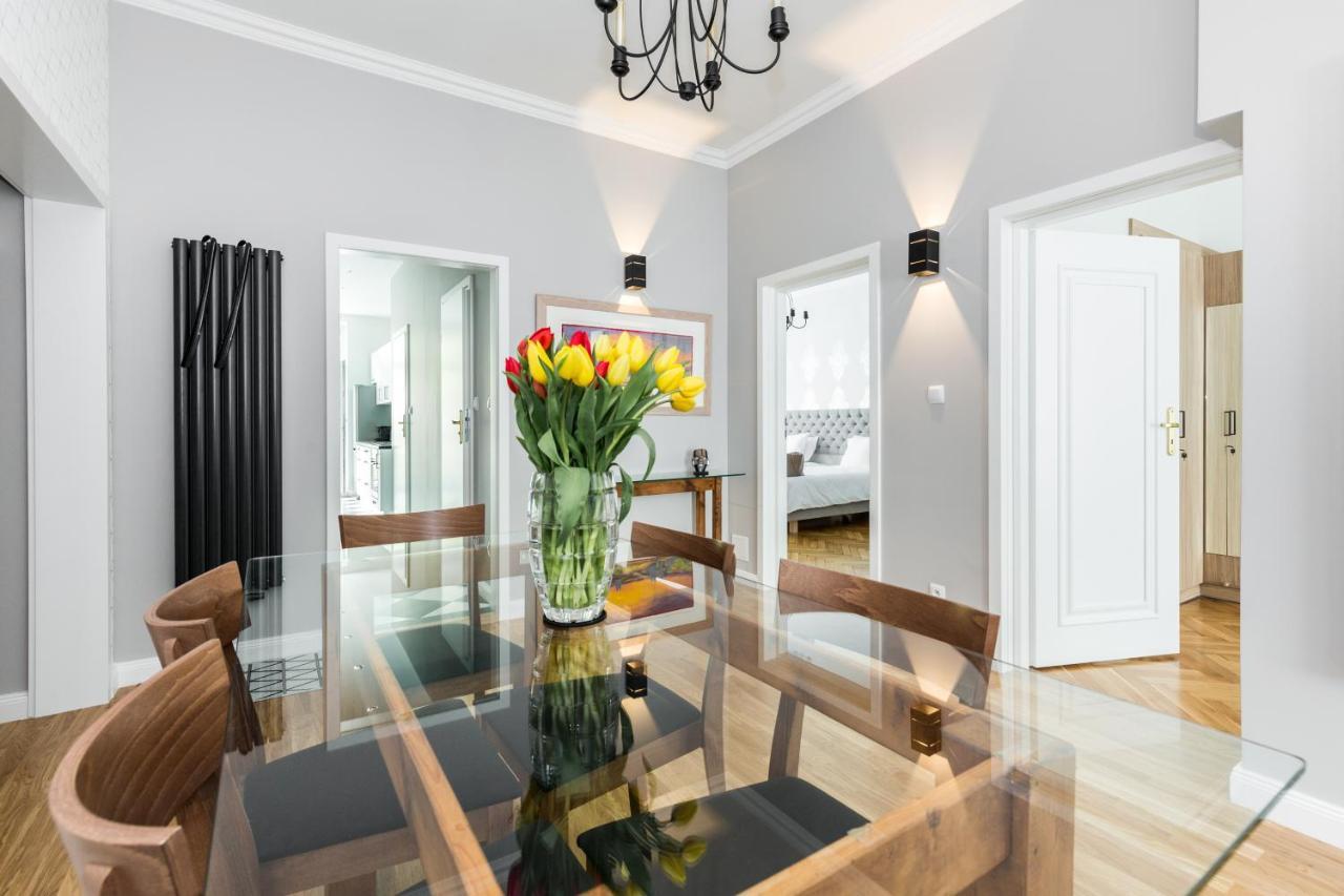Luxe Living Krakow Apartment Ngoại thất bức ảnh